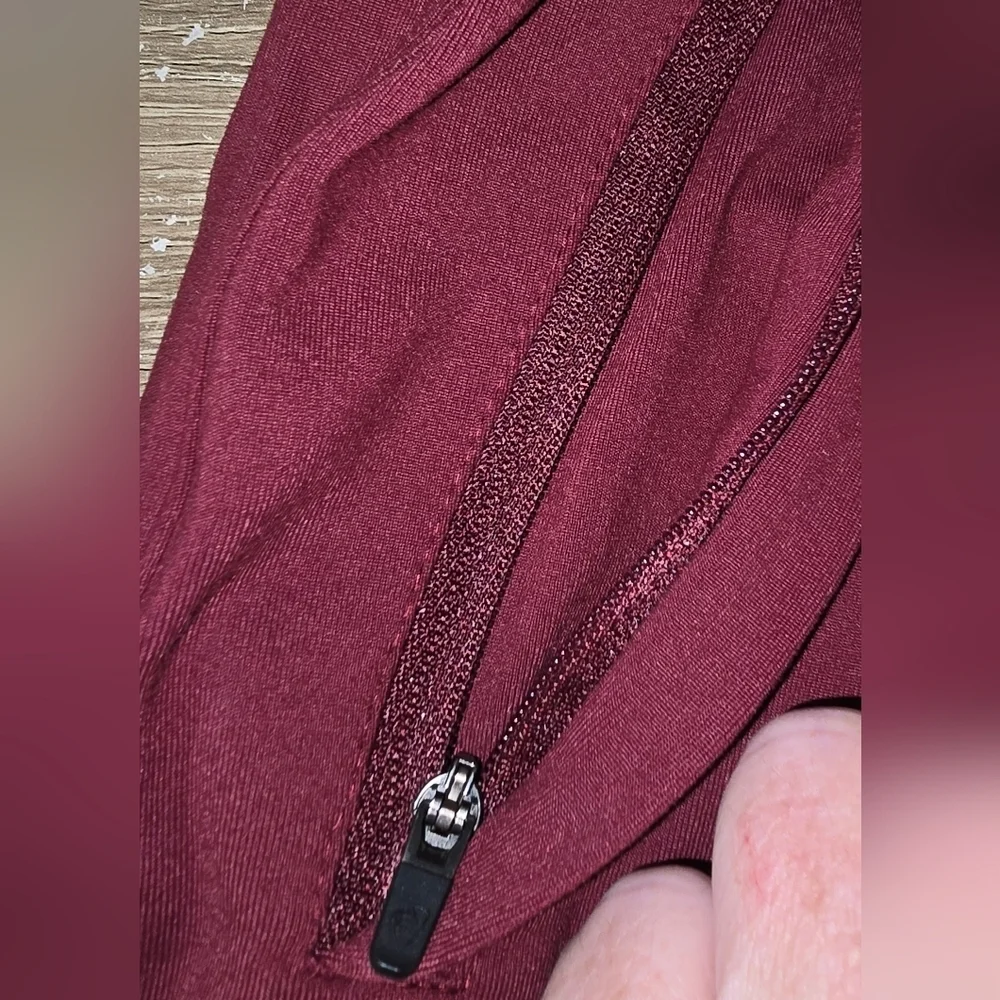 Alphalete Pro Elite Stretch Joggers with Pockets Burgandy Men's M